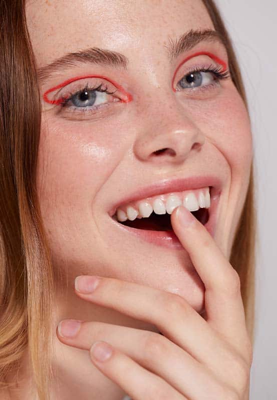 trasformazione del sorriso dopo il lifting gengivale in Albania