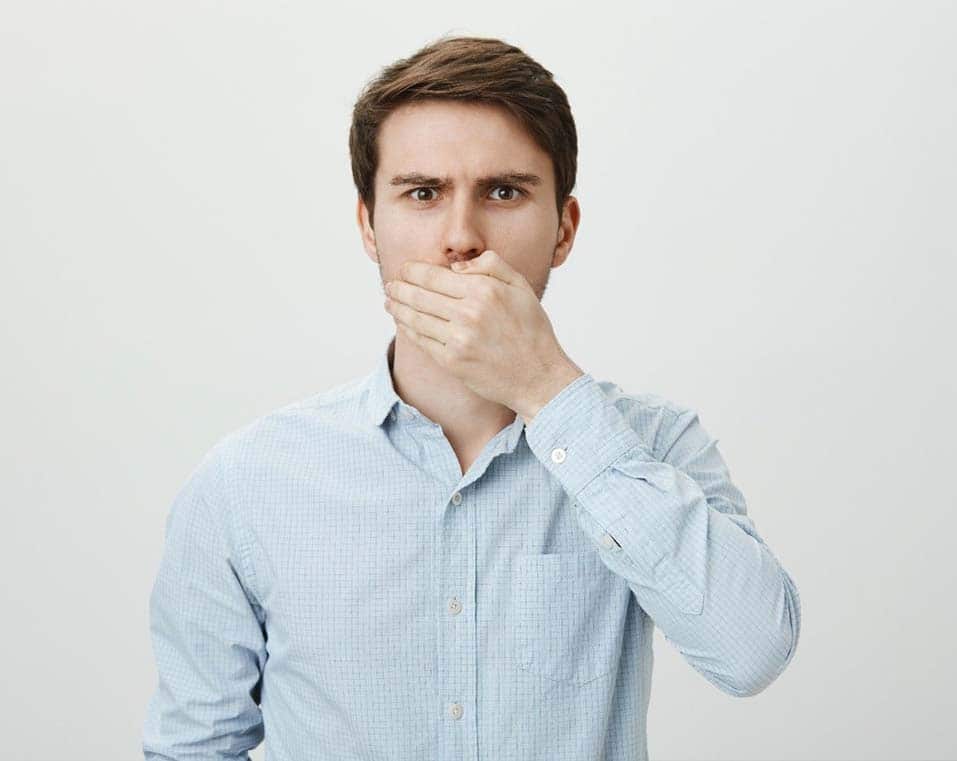 trattamenti per l'alito cattivo cronico in Albania