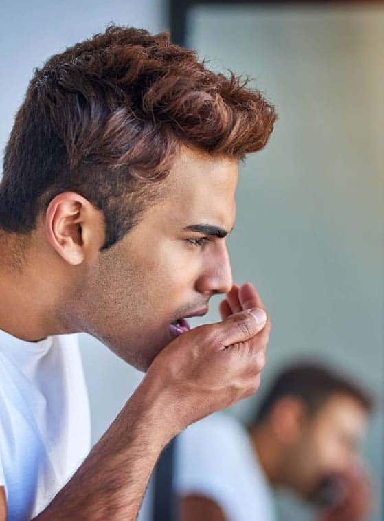 soluzioni per l'alito cattivo cronico